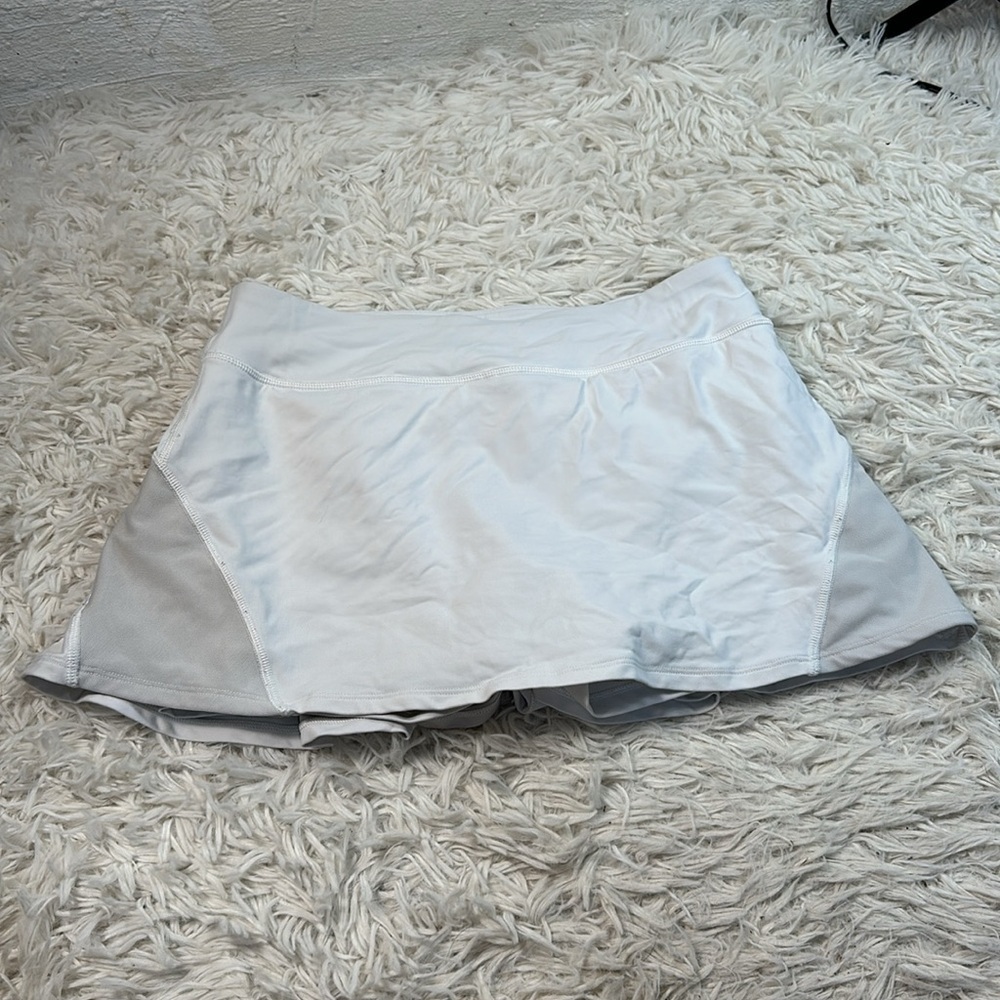 Lululemon Photo Finish Skirt *13.5" White